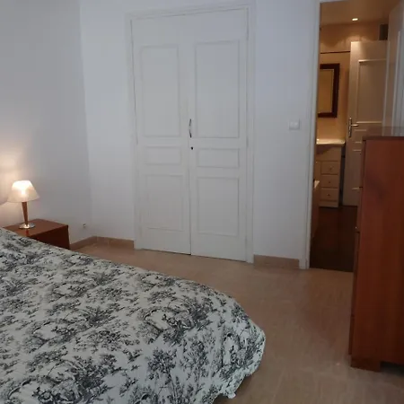 Sleeps 6 Air Con Wifi * Cannes