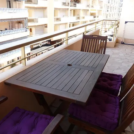 Sleeps 6 Air Con Wifi * Cannes